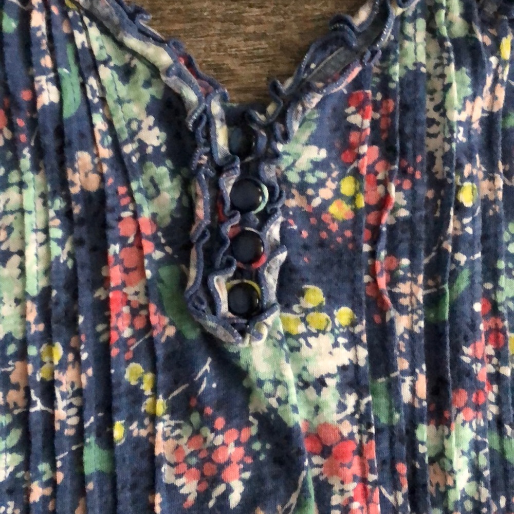 Floral tank top - Picture 2 of 4
